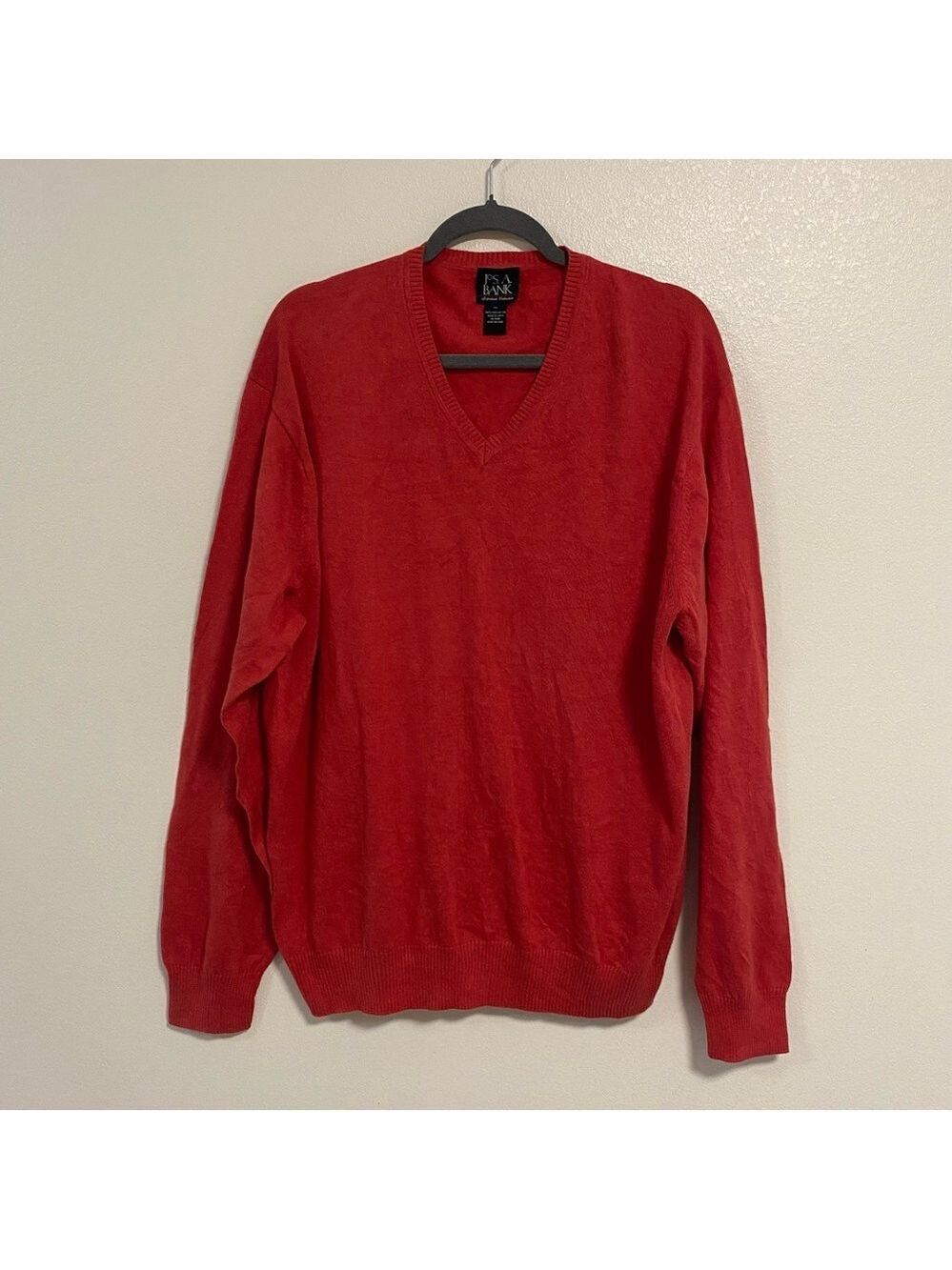 Jos. A. Bank Sweater Men's Size XL Red V-Neck 100% Pima Cotton Sweater